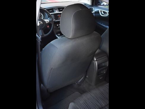 Used 2019 Nissan Sentra SV image 22