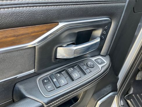 Used 2022 RAM 2500 Laramie AWD/4WD image 14