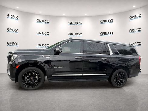 Used 2022 GMC Yukon XL SLT w/ SLT Premium Package RWD image 4