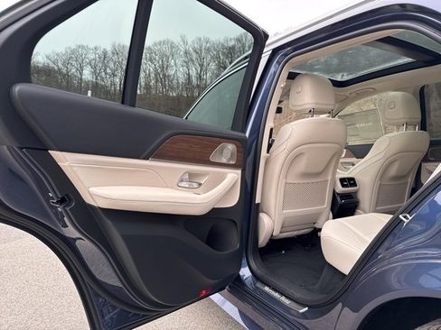 New 2026 Mercedes-Benz GLE 450 4MATIC image 23