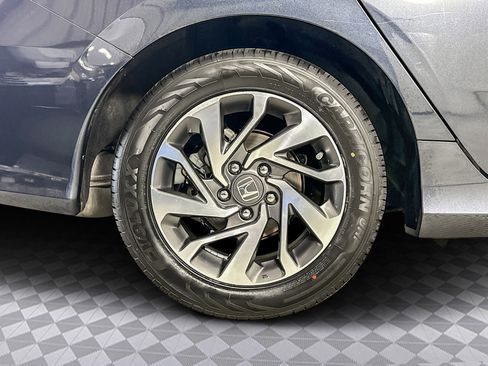 Used 2018 Honda Civic EX image 35