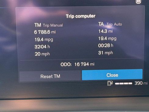 Used 2023 Volvo XC90 B6 Plus w/ Protection Package Premier image 25