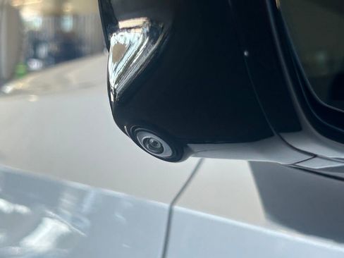 Used 2022 Cadillac Escalade Sport image 18