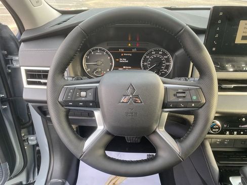 New 2026 Mitsubishi Outlander Trail Edition image 15