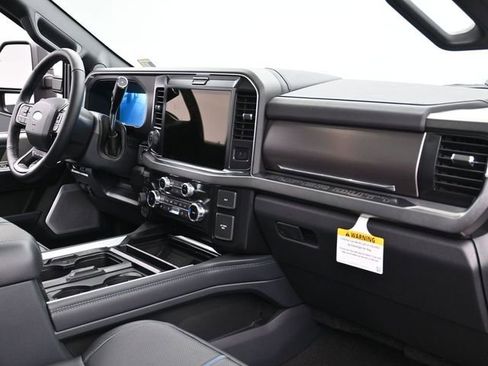 New 2026 Ford F250 Platinum image 31