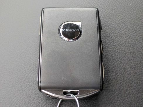 New 2026 Volvo XC40 B5 Ultra w/ Protection Package Premier image 33