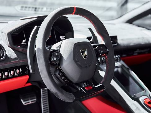 Used 2023 Lamborghini Huracan Tecnica RWD image 41