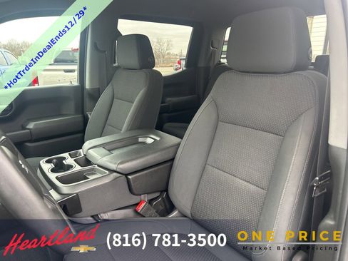 Used 2021 Chevrolet Silverado 1500 Custom Trail Boss w/ LPO, Dark Essentials Package image 19