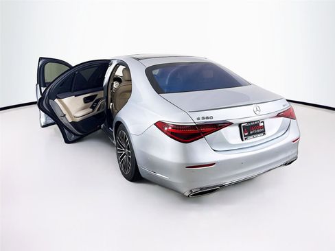 Used 2021 Mercedes-Benz S 580 4MATIC Sedan image 34