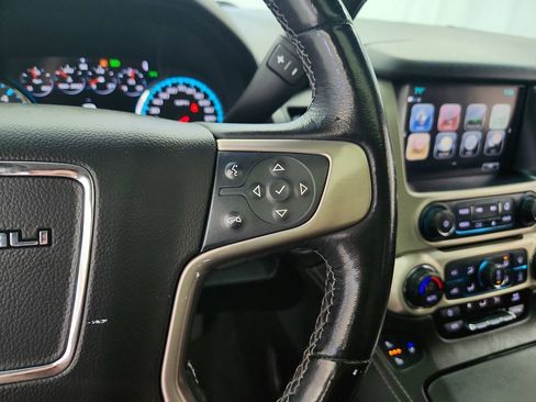 Used 2018 GMC Yukon Denali w/ Open Road Package image 27