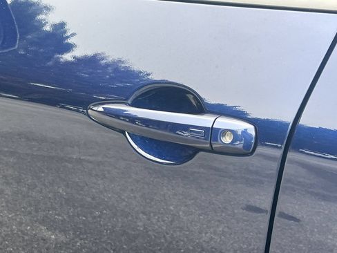 Certified 2026 Nissan Rogue SL FWD image 30