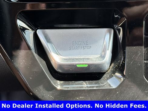 Used 2025 GMC Sierra 1500 AT4 w/ AT4 Premium Package AWD/4WD image 20