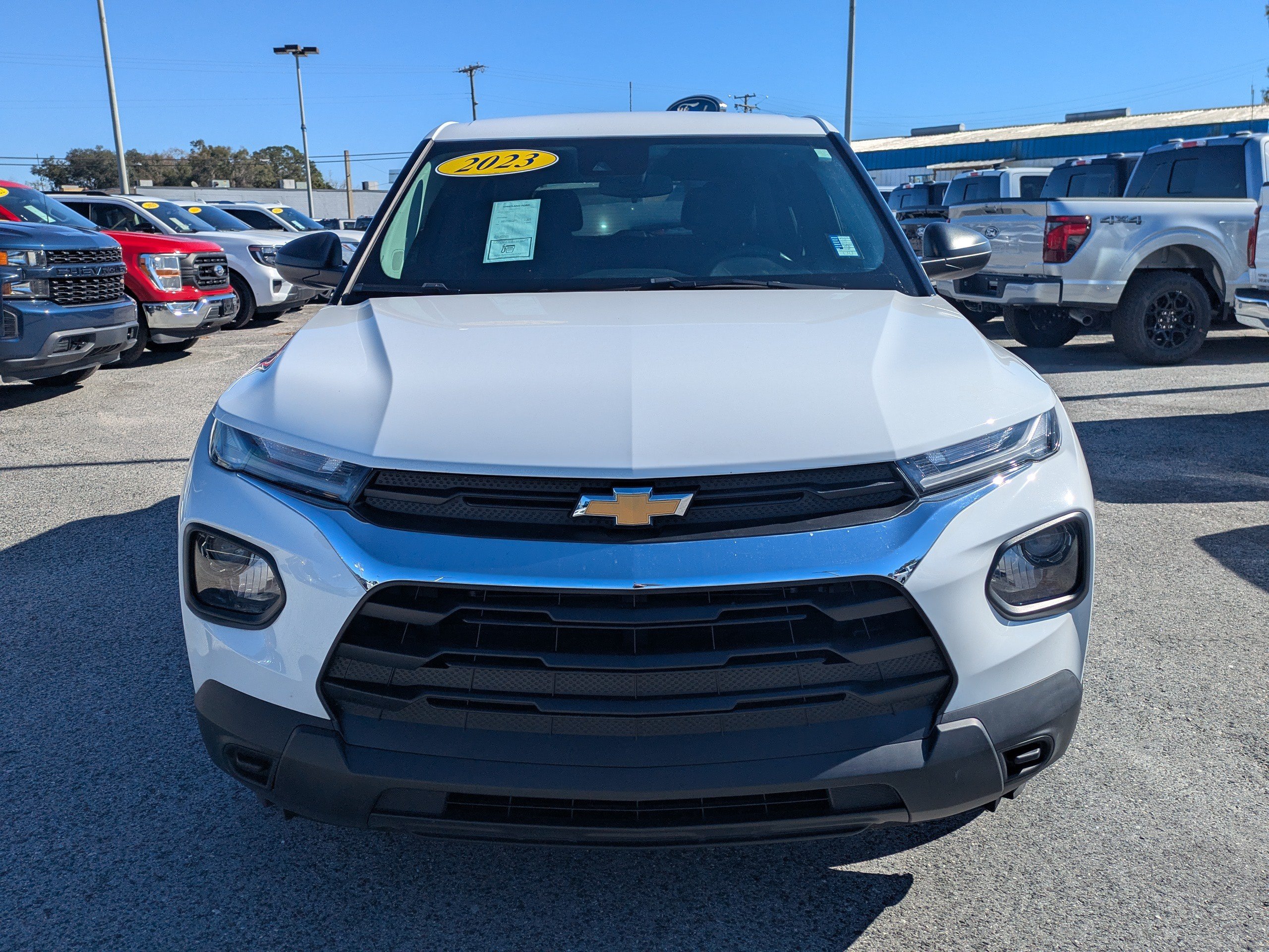 Used 2023 Chevrolet TrailBlazer LS FWD image 8