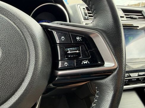 Used 2018 Subaru Outback 2.5i Limited AWD/4WD image 15