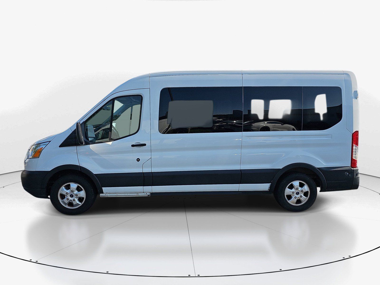 Used 2019 Ford Transit 350 XLT RWD image 6