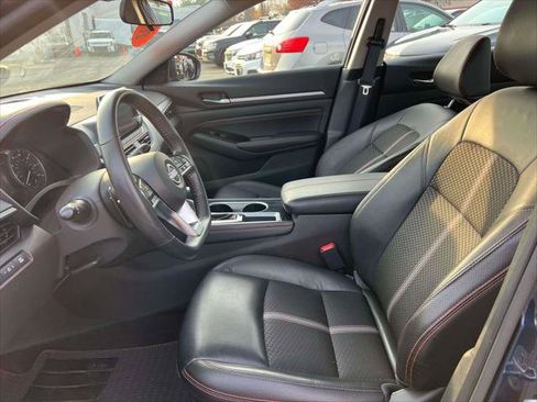 Used 2023 Nissan Altima 2.5 SR image 14