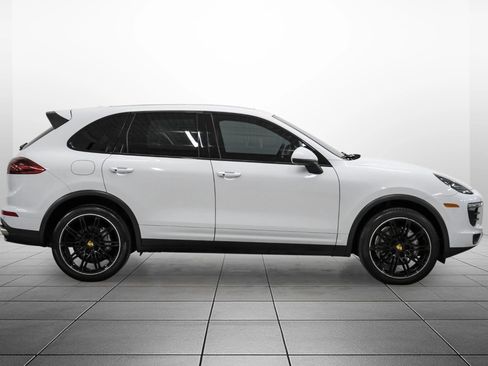 Used 2017 Porsche Cayenne S w/ Premium Plus Package image 8