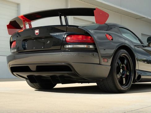 Used 2009 Dodge Viper ACR RWD image 95