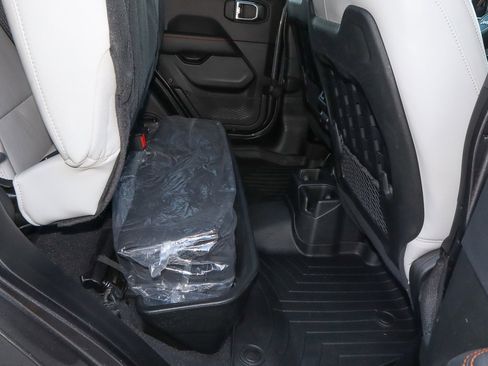 Used 2023 Jeep Gladiator Mojave w/ LED Lighting Group image 24