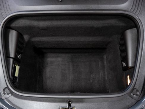 Used 2018 Porsche 911 GT3 RWD image 52
