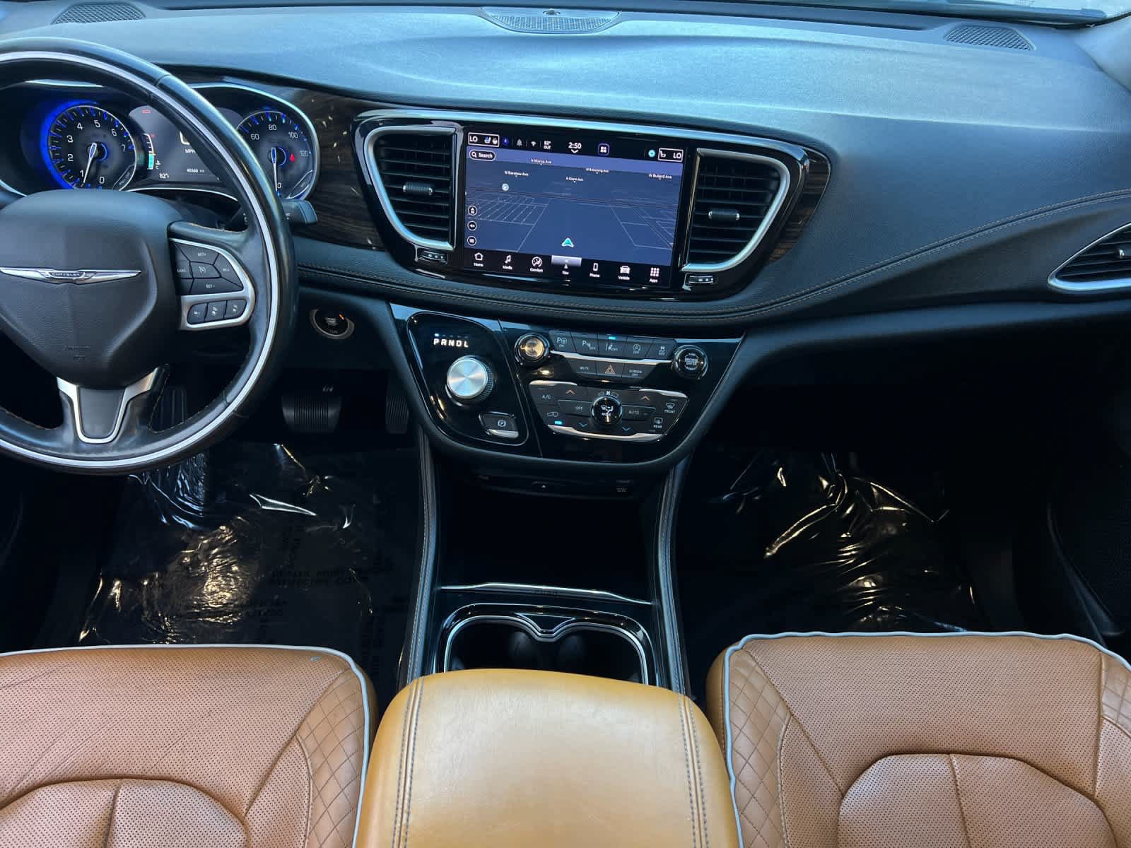 Used 2021 Chrysler Pacifica Pinnacle AWD/4WD image 4