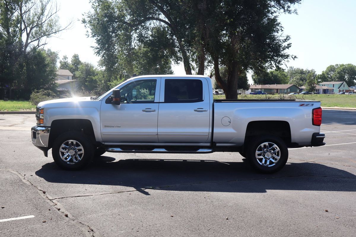 Used 2016 Chevrolet Silverado 2500 LT w/ LT Plus Package AWD/4WD image 10