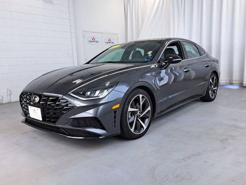 Used 2023 Hyundai Sonata SEL Plus FWD image 2