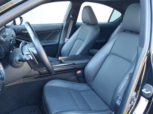 Used 2024 Lexus IS 350 F Sport RWD image 34