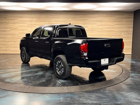 Used 2022 Toyota Tacoma SR image 14