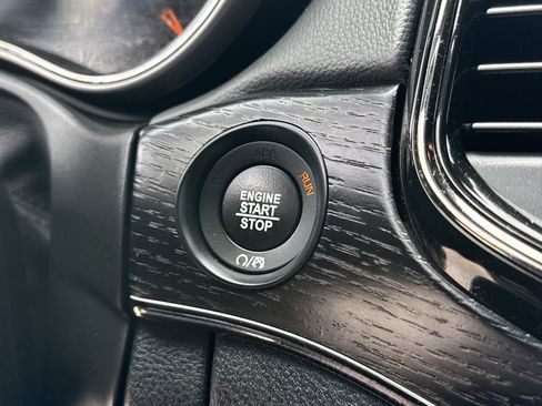 Used 2020 Jeep Grand Cherokee High Altitude AWD/4WD image 36