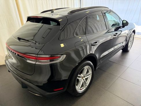 Used 2023 Porsche Macan AWD/4WD image 9