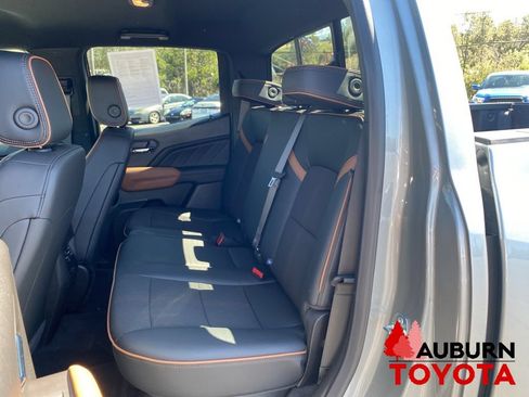 Used 2025 GMC Canyon AT4 AWD/4WD image 24