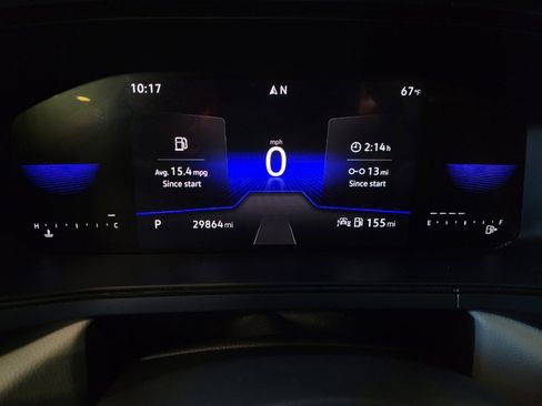 Used 2023 Volkswagen Taos SE w/ Panoramic Sunroof Package FWD image 23