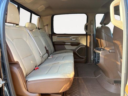 Used 2019 RAM 1500 Laramie image 11