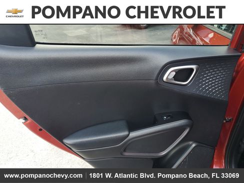 Used 2021 Kia Soul S image 10