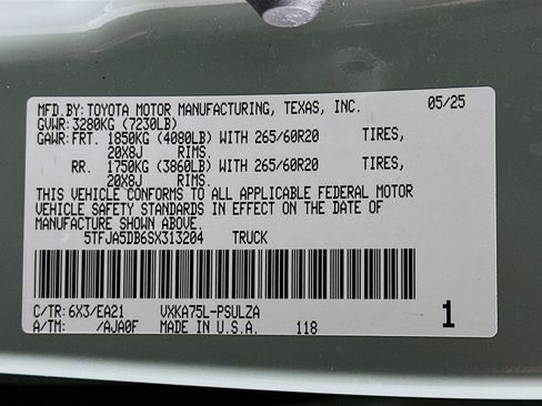 Used 2025 Toyota Tundra Limited image 12