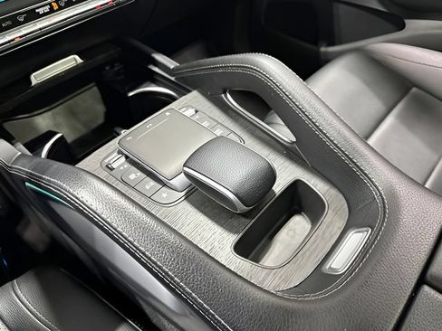 Used 2022 Mercedes-Benz GLE 350 4MATIC image 26