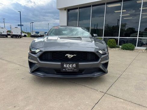 Certified 2022 Ford Mustang Premium RWD image 3