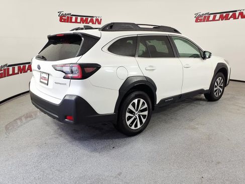 Used 2025 Subaru Outback Premium AWD/4WD image 5
