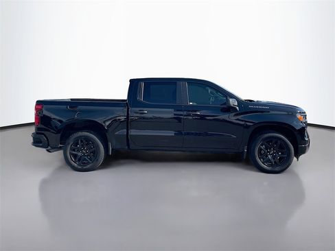Used 2025 Chevrolet Silverado 1500 Custom image 8
