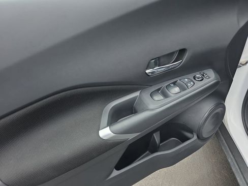 Used 2024 Nissan Kicks SV image 20