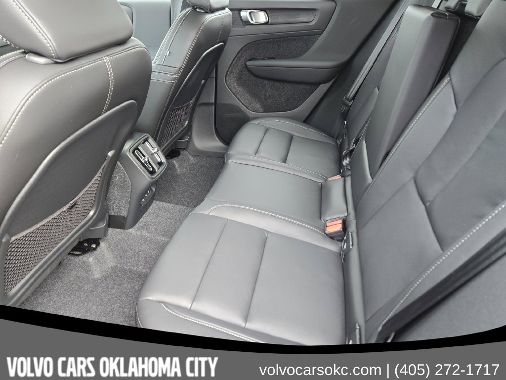 Used 2026 Volvo XC40 B5 Core w/ Protection Package Premier AWD/4WD image 29