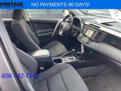 Used 2017 Toyota RAV4 XLE AWD/4WD image 25