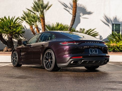 Used 2021 Porsche Panamera image 8