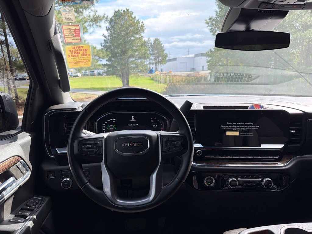Used 2024 GMC Sierra 1500 Elevation w/ LPO, Elevation Black Package AWD/4WD image 9