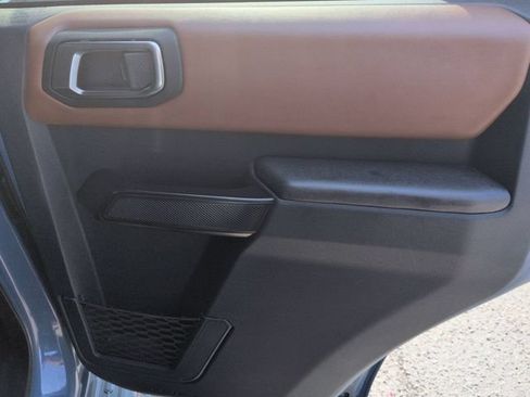 Used 2024 Ford Bronco Outer Banks AWD/4WD image 32