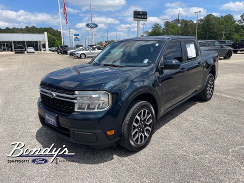 Used 2023 Ford Maverick Lariat w/ Lariat Luxury Package FWD image 3