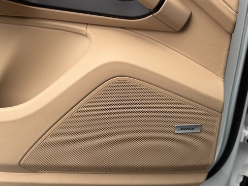 Certified 2024 Porsche Cayenne Coupe image 26