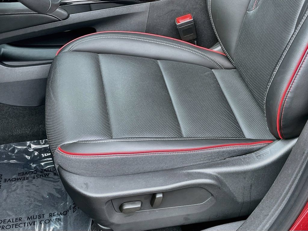 Used 2023 Buick Envision Essence w/ Sport Touring Package AWD/4WD image 13