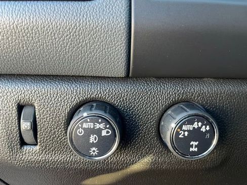 Used 2020 Chevrolet Colorado Z71 image 17